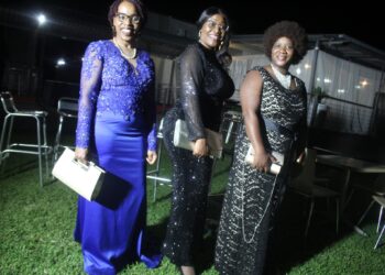 Tent fundraising dinner a success