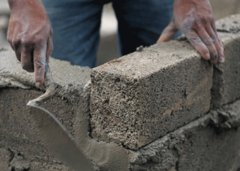 The cement industry market supply and demand situation