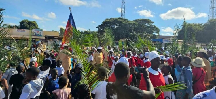 Rumbidzai Vaidar Kachembere Muganyura United Kingdom based Musician collabores her Brother Kudzai for a single track entitled Ane Nyasha 