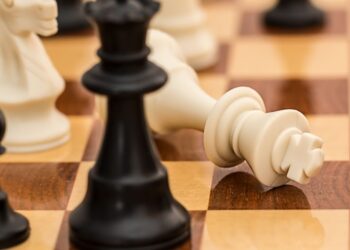 Chess Legend Robert Gwaze Makes Triumphant Return at Windhoek Chess Tournament