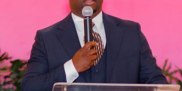 Prophet Motowashe advises young entrepreneurs to establish trust with clients in the market place