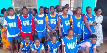 Rev Dr Phiri donates sports kits to fight drug abuse in Muzarabani
