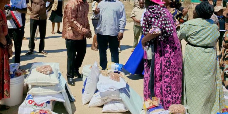 Govt distributes food aid to 17,000 families hit by Masvingo hailstorm